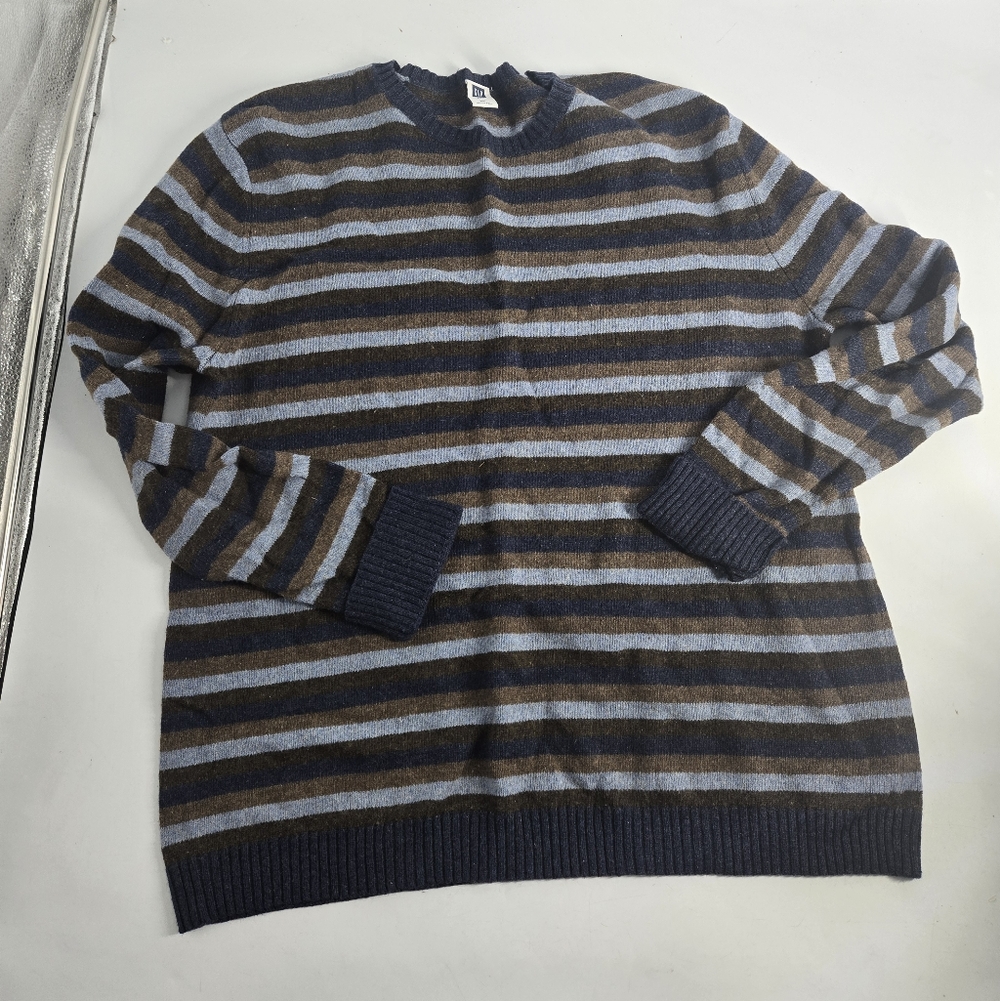 GAP Crewneck Sweater Size XL